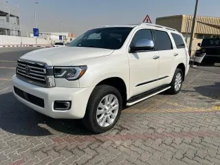 2018 Toyota Sequoia in Sharjah used car