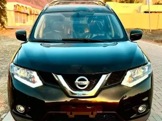 2014 Nissan Rogue in Sharjah used car