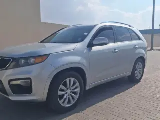 2012 Kia Sorento in Sharjah used car