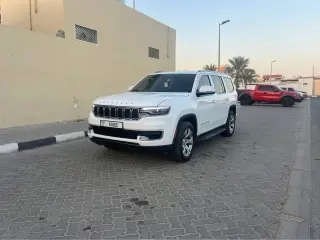 2022 Jeep Wagoneer في Sharjah سيارة مستعملة