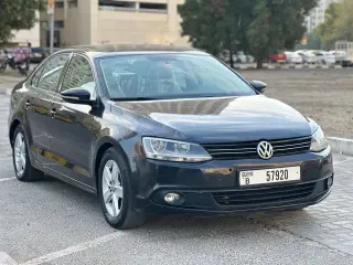 2014 Volkswagen Jetta in Sharjah used car