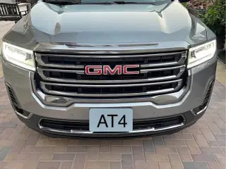 2023 GMC Acadia in Sharjah used car