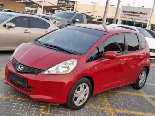 2014 Honda Jazz في Sharjah سيارة مستعملة