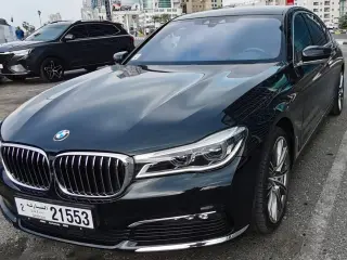 2019 BMW 7-Series in Sharjah used car