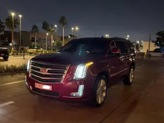 2016 Cadillac Escalade in Sharjah used car