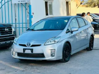 2010 Toyota Prius in Sharjah used car