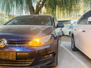 2015 Volkswagen Golf in Sharjah used car
