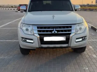 2017 Mitsubishi Pajero in Sharjah used car