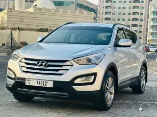 2014 Hyundai Santa Fe in Sharjah used car