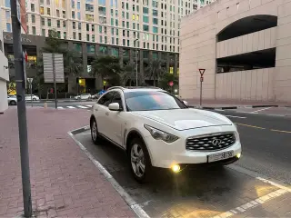2010 Infiniti FX35 in Sharjah used car