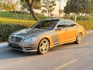 2010 Mercedes-Benz S-Class in Sharjah used car