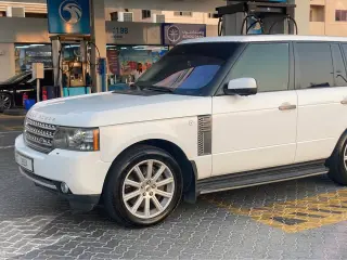 2011 Land Rover Range Rover in Sharjah used car