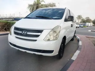 2014 Hyundai H1 in Sharjah used car