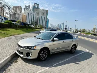 2016 Mitsubishi Lancer in Sharjah used car