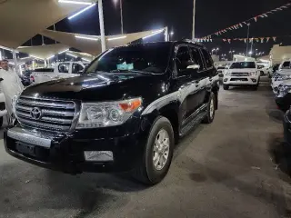 2010 Toyota Land Cruiser in Sharjah used car