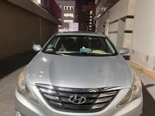 2012 Hyundai Sonata in Sharjah used car