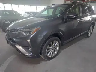 2017 Toyota Rav4 in Sharjah used car