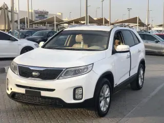 2014 Kia Cerato in Sharjah used car