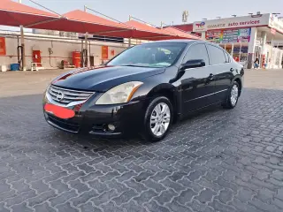 2010 Nissan Altima in Sharjah used car