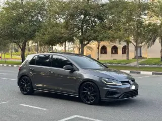 2018 Volkswagen Golf in Sharjah used car