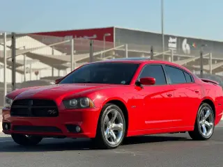 2014 Dodge Charger in Sharjah used car