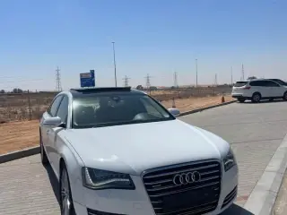 2014 Audi A8 in Sharjah used car