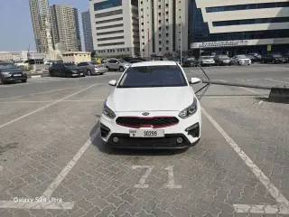 2020 Kia Cerato in Sharjah used car