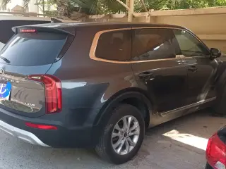 2020 Kia Telluride in Sharjah used car