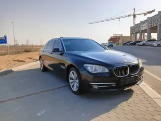 2014 BMW 7-Series in Sharjah used car