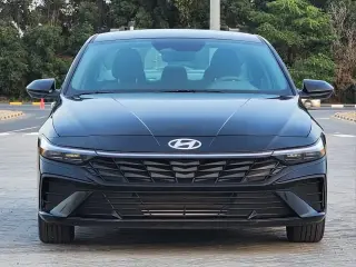 2024 Hyundai Elentra in Sharjah used car