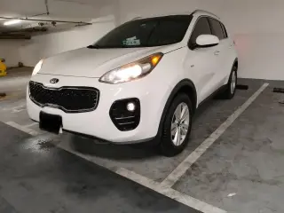 2019 Kia Sportage in Sharjah used car
