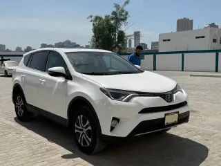 2018 Toyota Rav4 in Sharjah used car