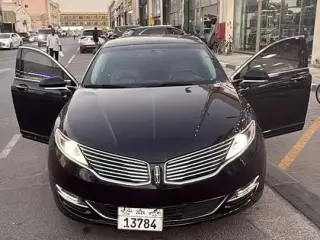 2014 Lincoln MKZ in Sharjah used car