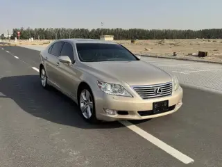2012 Lexus LS 460 in Sharjah used car