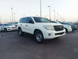 2015 Toyota Land Cruiser in Sharjah used car