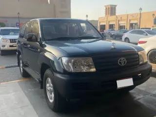 2006 Toyota Land Cruiser in Sharjah used car