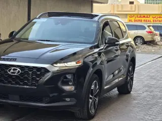 2019 Hyundai Santa Fe in Sharjah used car