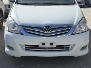 2011 Toyota Innova in Sharjah used car