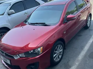 2017 Mitsubishi Lancer in Sharjah used car