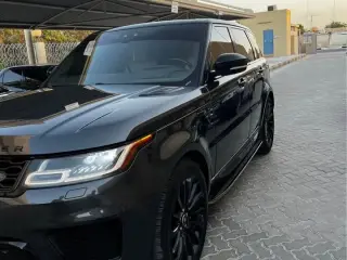 2019 Land Rover Range Rover Sport in Sharjah used car
