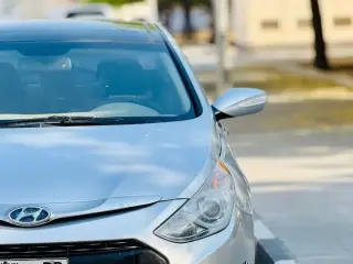 2015 Hyundai Sonata in Sharjah used car