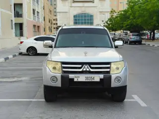 2008 Mitsubishi Pajero in Sharjah used car
