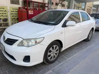2013 Toyota Corolla in Sharjah used car
