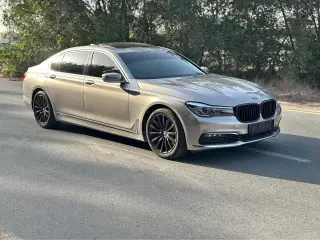 2017 BMW 7-Series in Sharjah used car