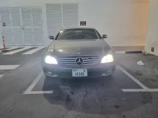 2007 Mercedes-Benz CLS in Sharjah used car