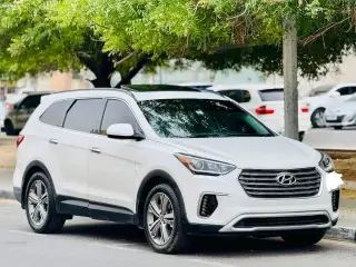 2018 Hyundai Santa Fe in Sharjah used car