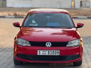 2013 Volkswagen Jetta in Sharjah used car