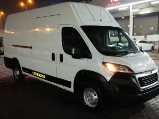 2020 Peugeot Boxer in Sharjah used car