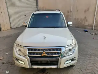 2022 Mitsubishi Pajero in Sharjah used car