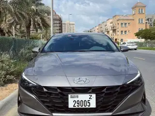 2022 Hyundai Elentra في Sharjah سيارة مستعملة